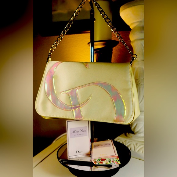 Dior Handbags - Y2K Christian Dior Iridescent Vintage Clutch Hand Bag